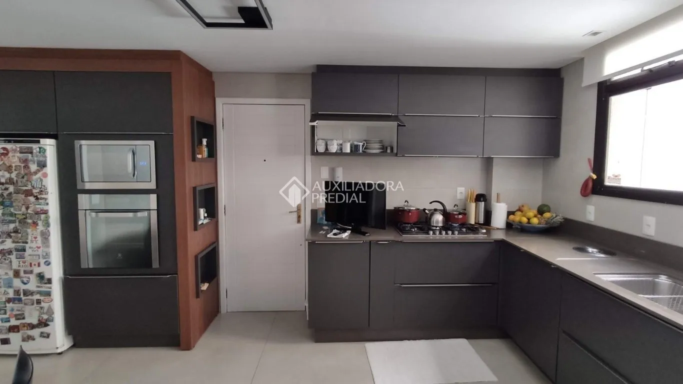 Apartamento amueblado de 4 dormitorios, 296 m², 3 plazas — photo 8