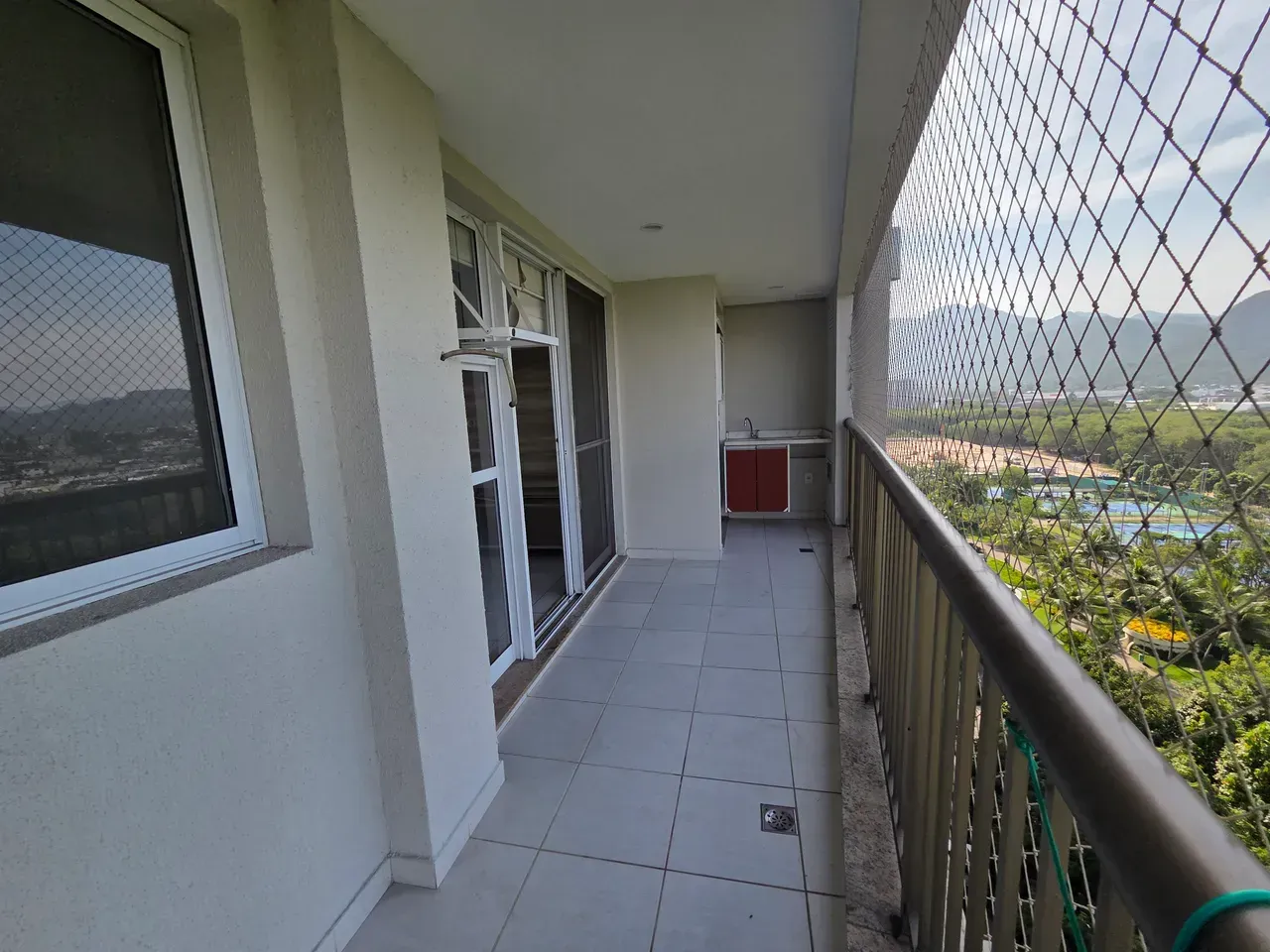 Apartamento com cozinha integrada e 3 quartos — photo 5