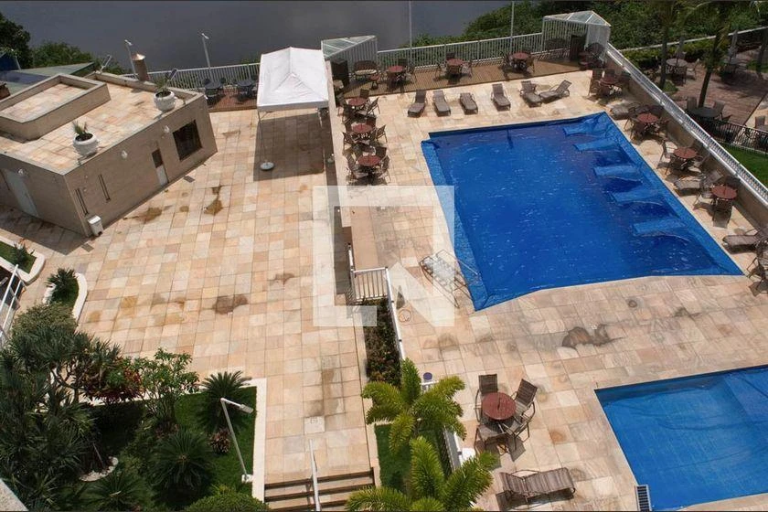 Furnished apartment, 105 m², with floor-to-ceiling windows — photo 24