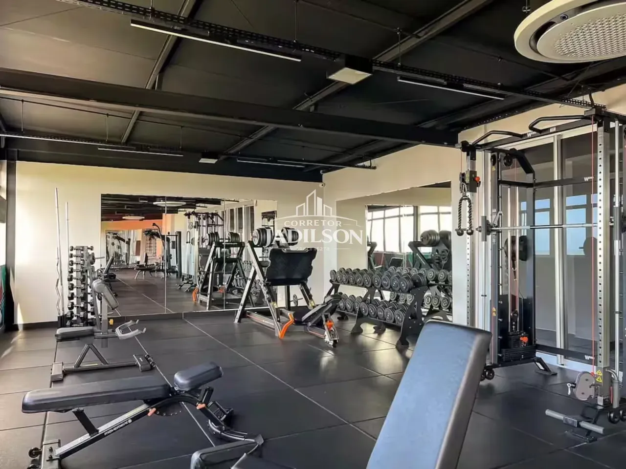 2-bedroom apartment in a building with a gym — photo 25