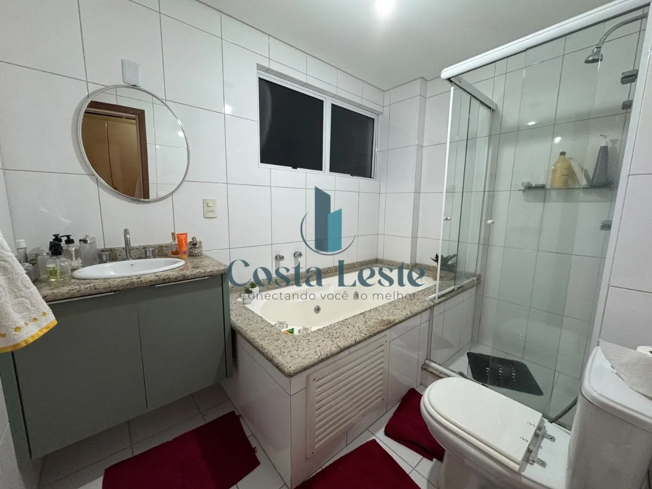 Furnished apartment with 4 bedrooms and 2 en-suites — photo 7