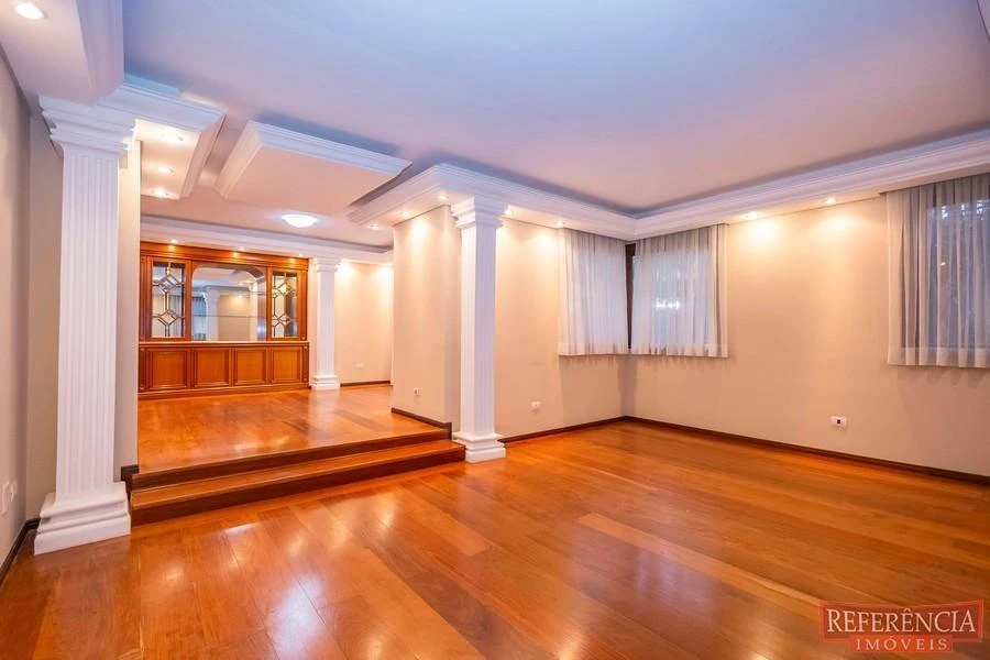 House, 550 m², with a walk-in closet — photo 14