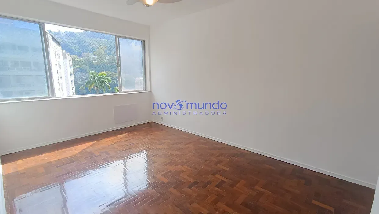 Mountain view in a 2-bedroom apartment, 87 m² — photo 8