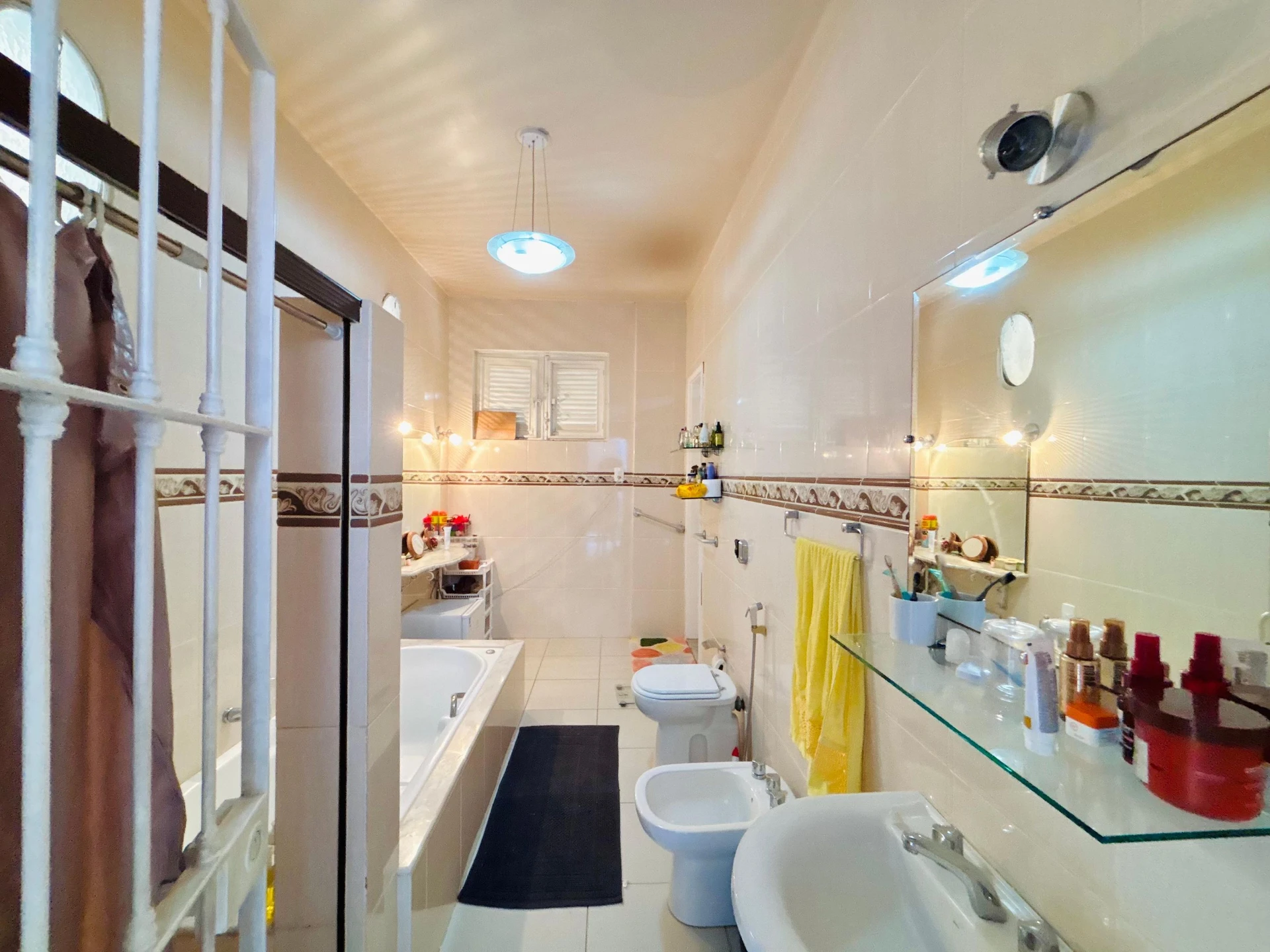 Furnished house, 380 m², with a grill on the balcony — photo 20