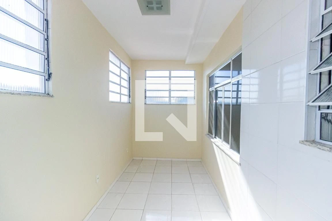 Unfurnished apartment with 3 bedrooms, 1 parking space — photo 7