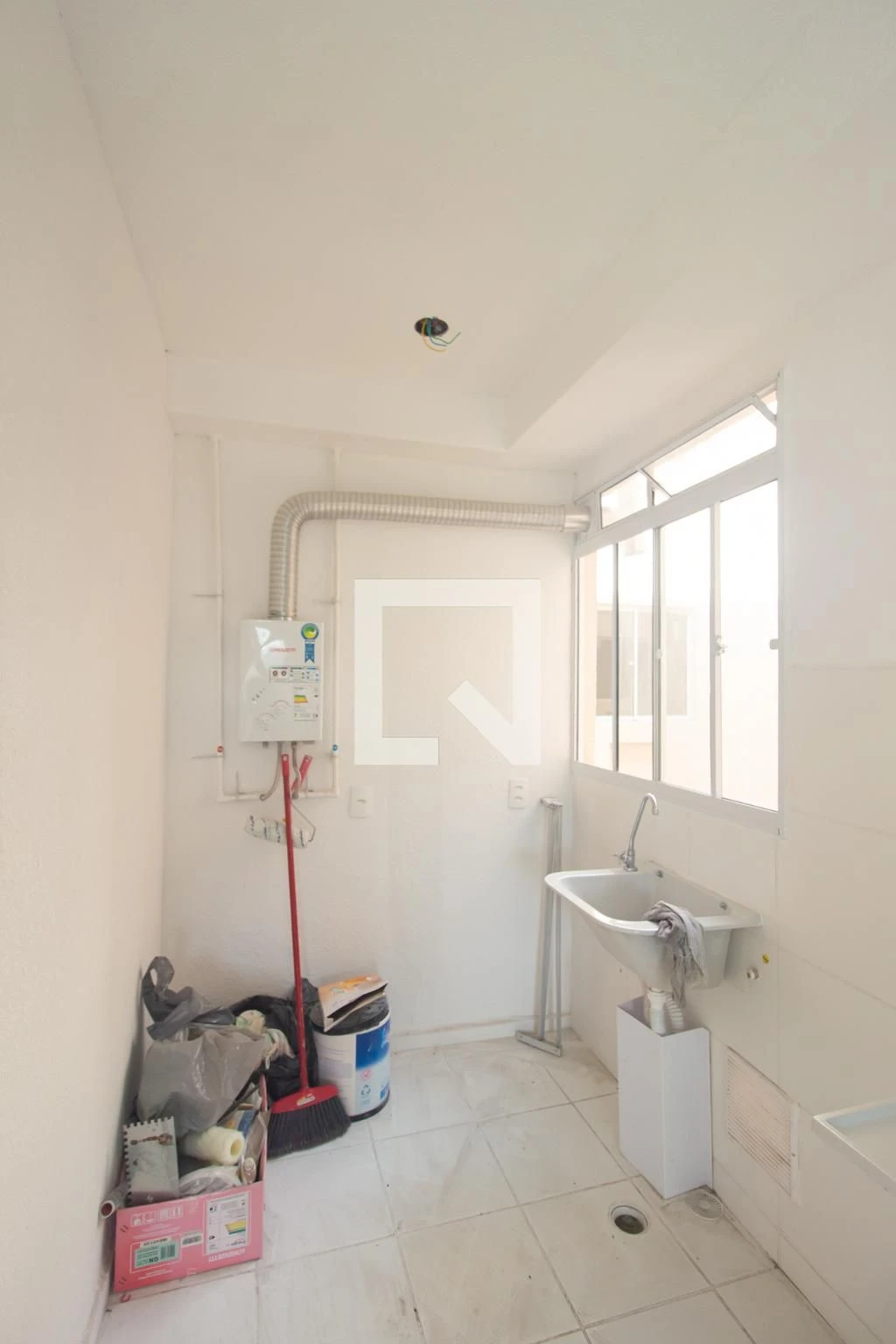 Apartamento com 2 quartos e 1 vaga, pisos de cerâmica — photo 34
