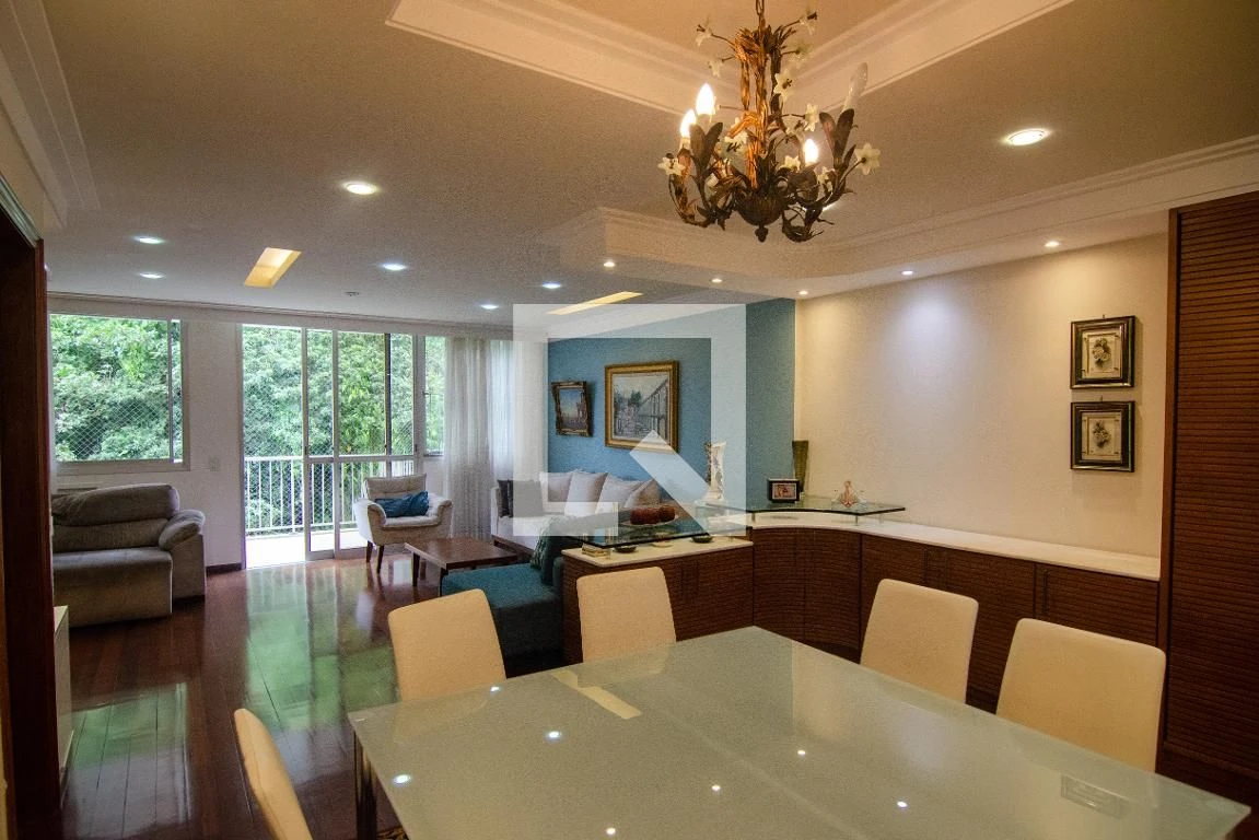 Furnished apartment, 166 m², with floor-to-ceiling windows — photo 14