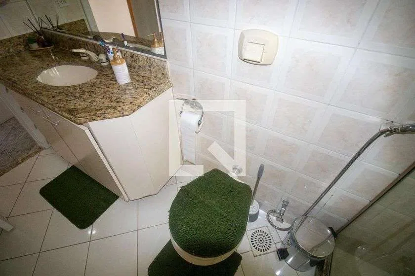 160 m² 3-suite rental apartment with balcony — photo 13