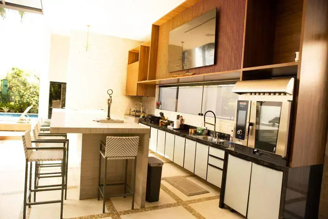 Casa triplex mobiliada com 5 suítes e 1.200 m² — photo 27
