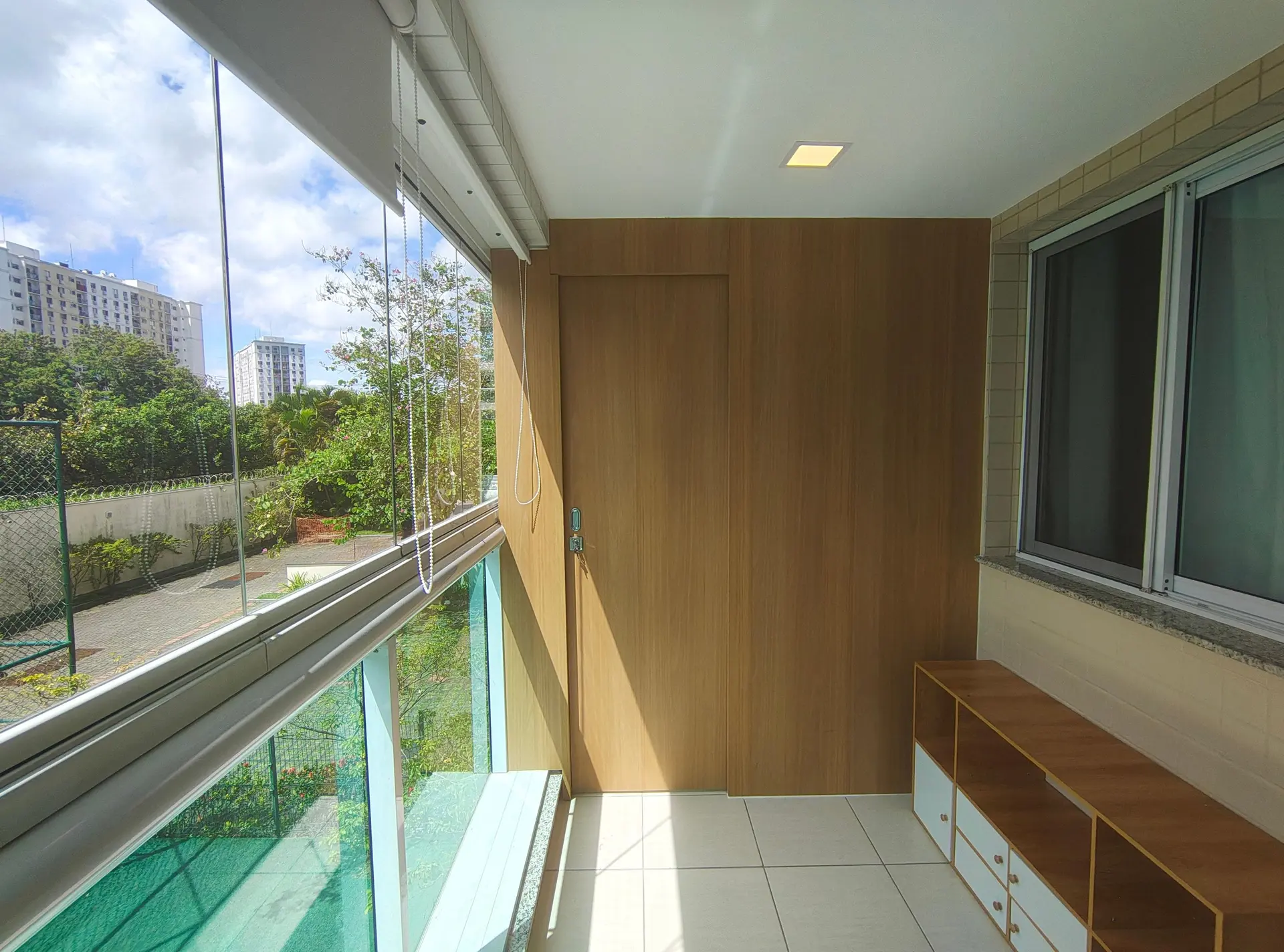 Rental apartment with 3 bedrooms and enclosed balcony — photo 15