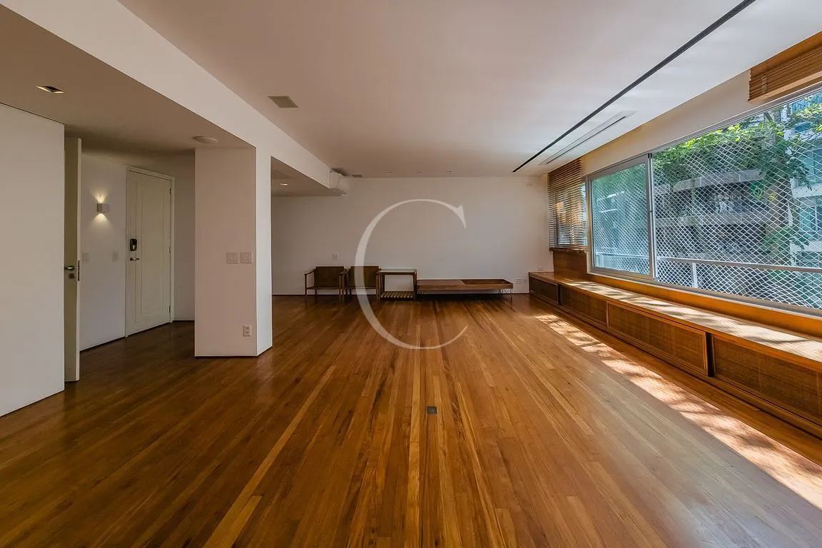 Мебльована квартира 239 м² з 3 спальнями та 2 паркомісцями — photo 4