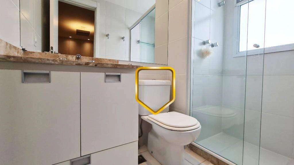 Furnished apartment with 3 en-suite bedrooms and 147 m² — photo 17
