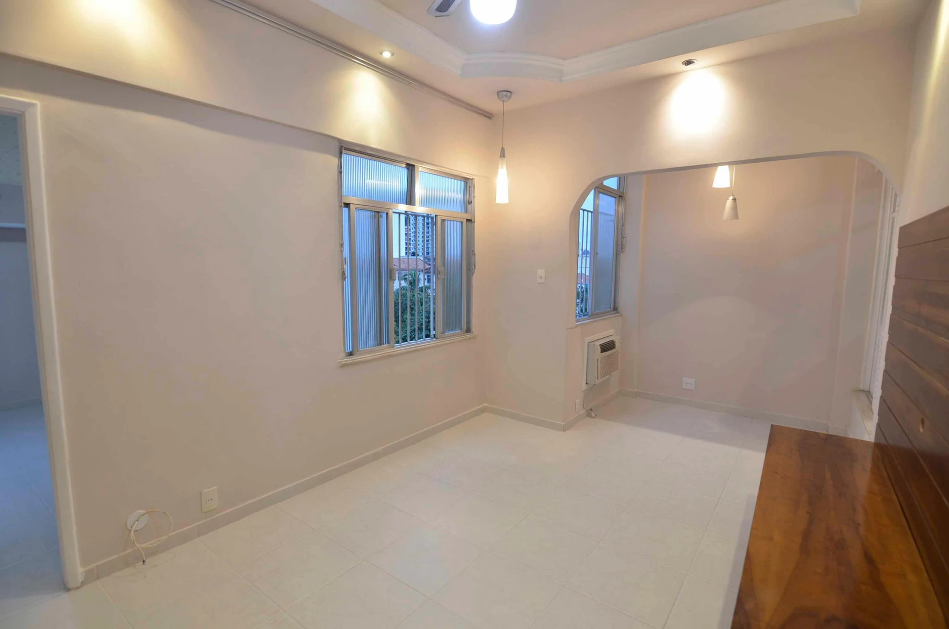 2-bedroom apartment with a walk-in closet in Rio de Janeiro — photo 9