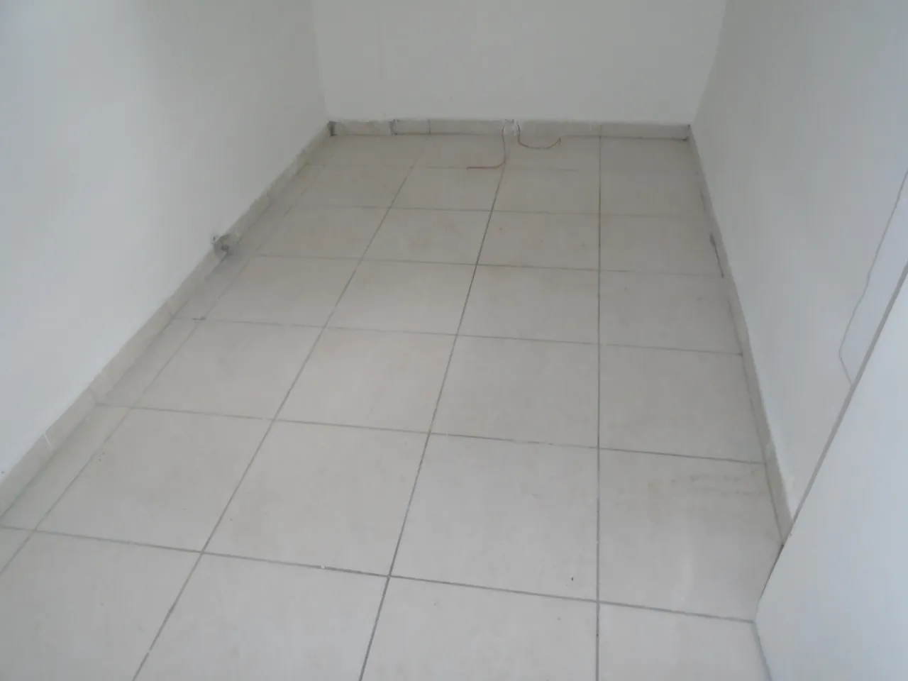 Casa sin amueblar con 4 dormitorios y 1 baño — photo 9
