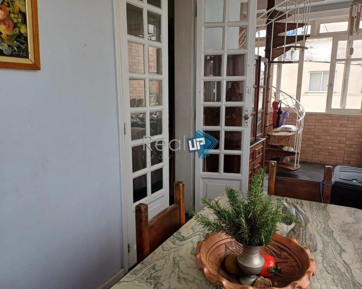 Furnished duplex penthouse with 3 bedrooms and 3 bathrooms — photo 2