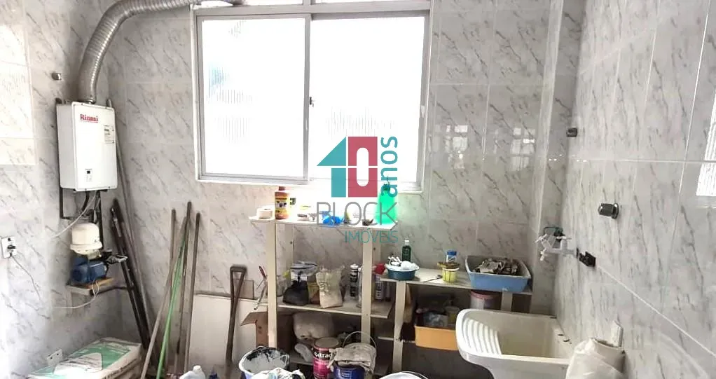 Apartamento com 4 quartos e cozinha separada — photo 21
