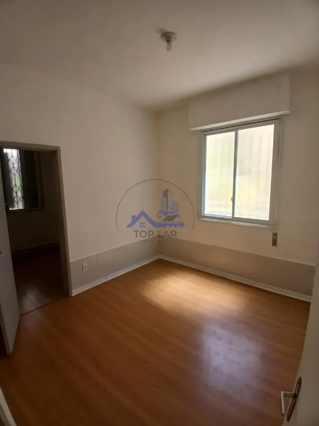 Ванна та 4 спальні: квартира 180 м² — photo 6