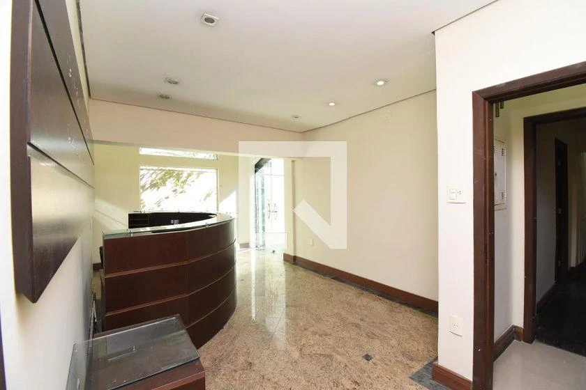 Casa com 5 quartos, 3 banheiros e cozinha separada — photo 40