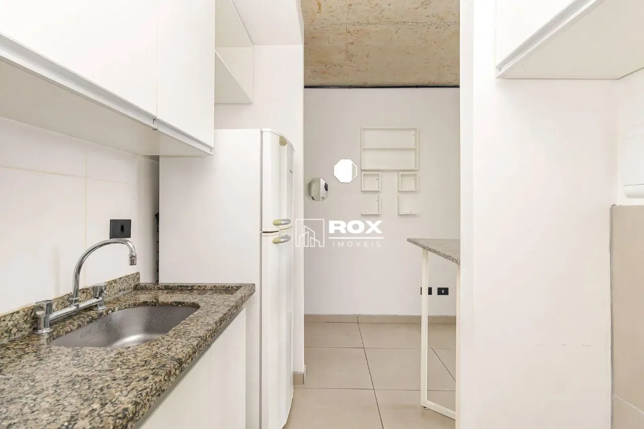 Estudio con 1 dormitorio, 1 baño y balcón con barbacoa — photo 8