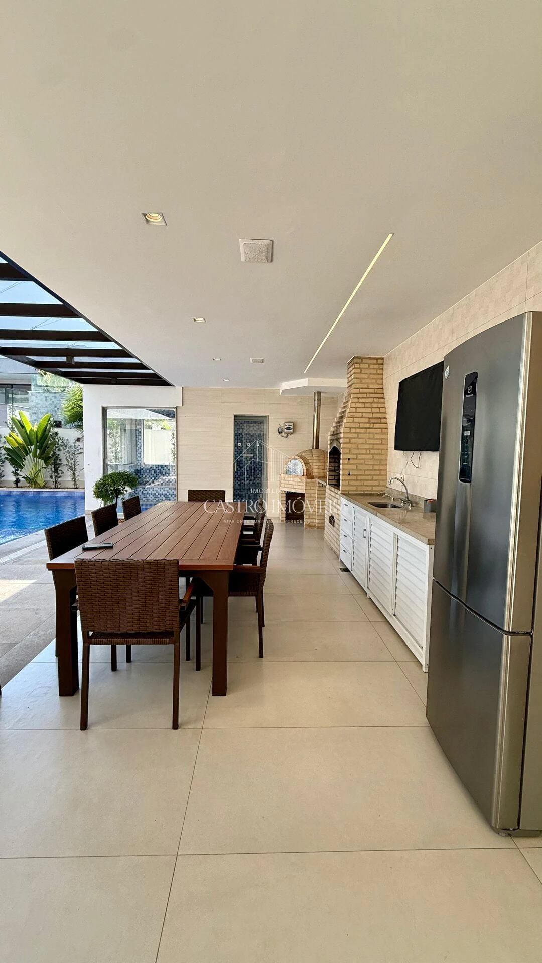 Furnished house with 4 en-suite bedrooms and open kitchen — photo 11