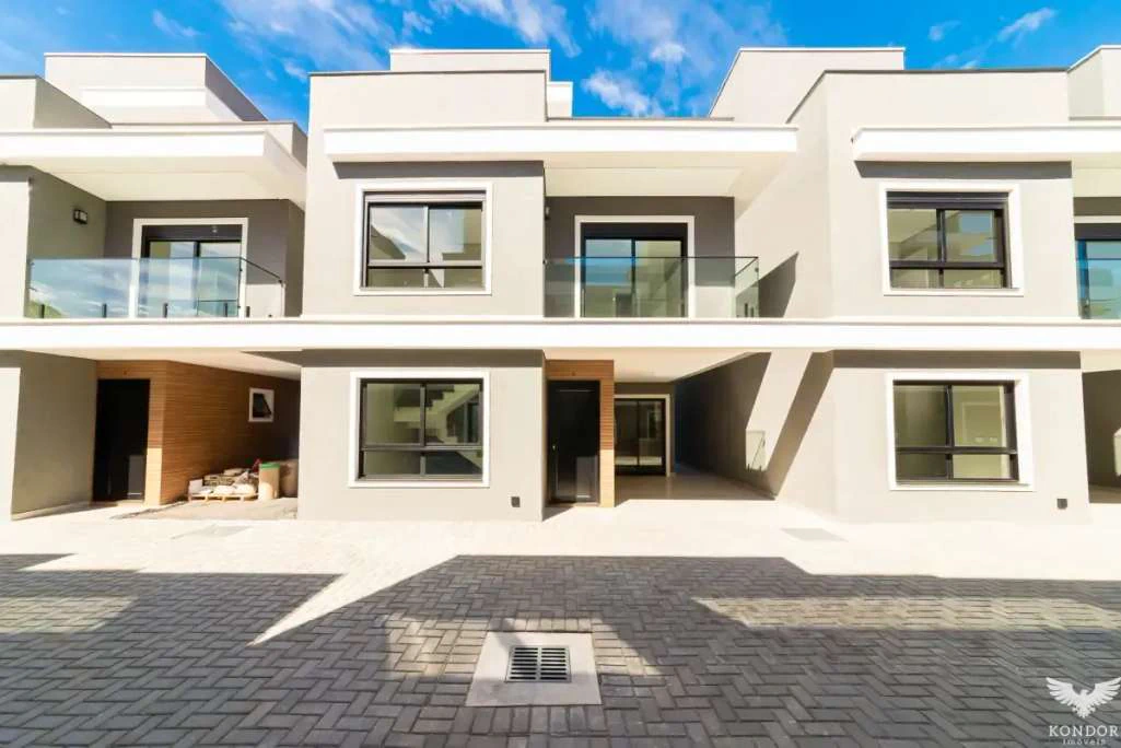 Unfurnished house with 3 bedrooms, suite and balcony, 1 spot — photo 2