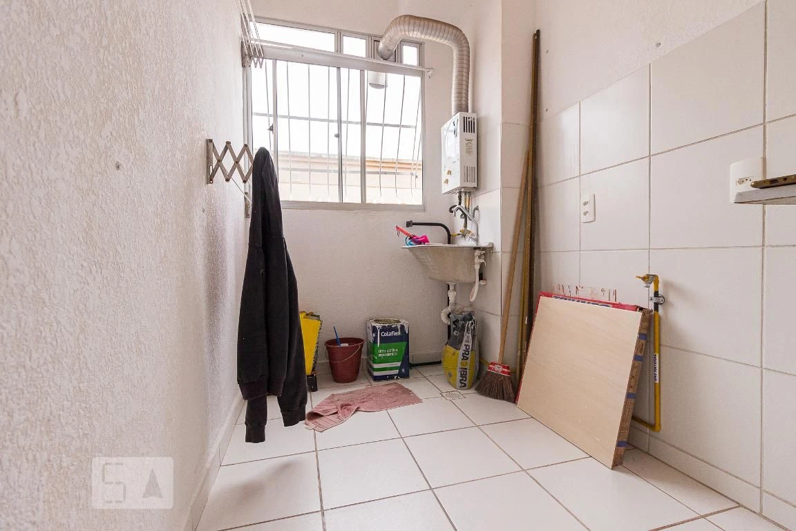 Apartamento sem mobília com cozinha fechada e 2 quartos — photo 39