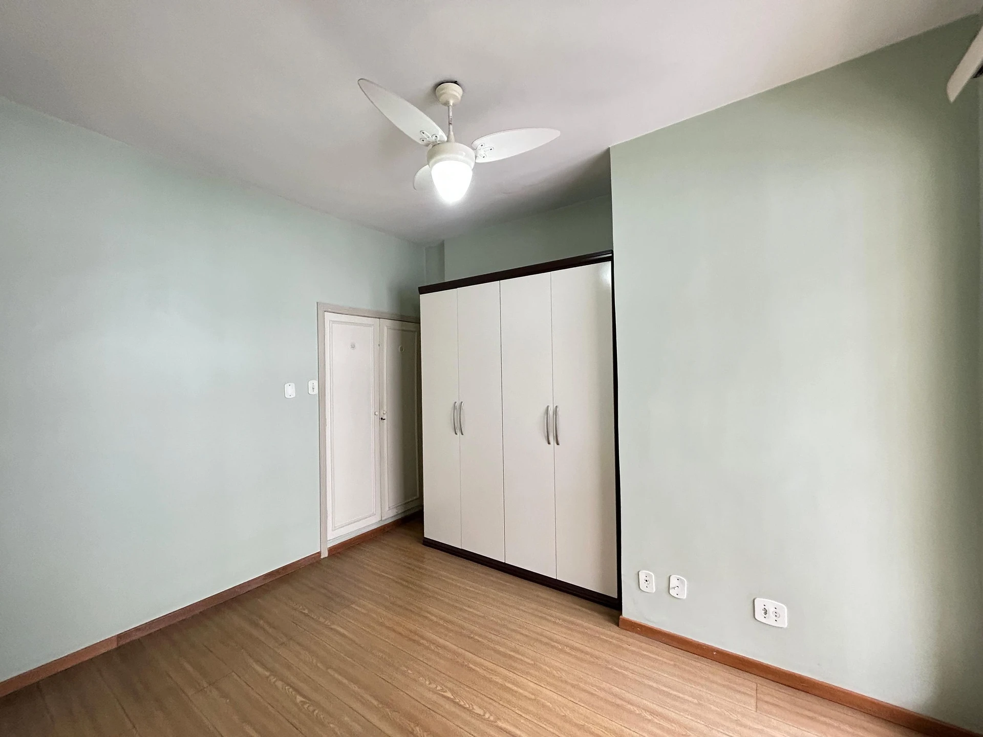 Home office in a 3-bedroom house, 150 m² — photo 27
