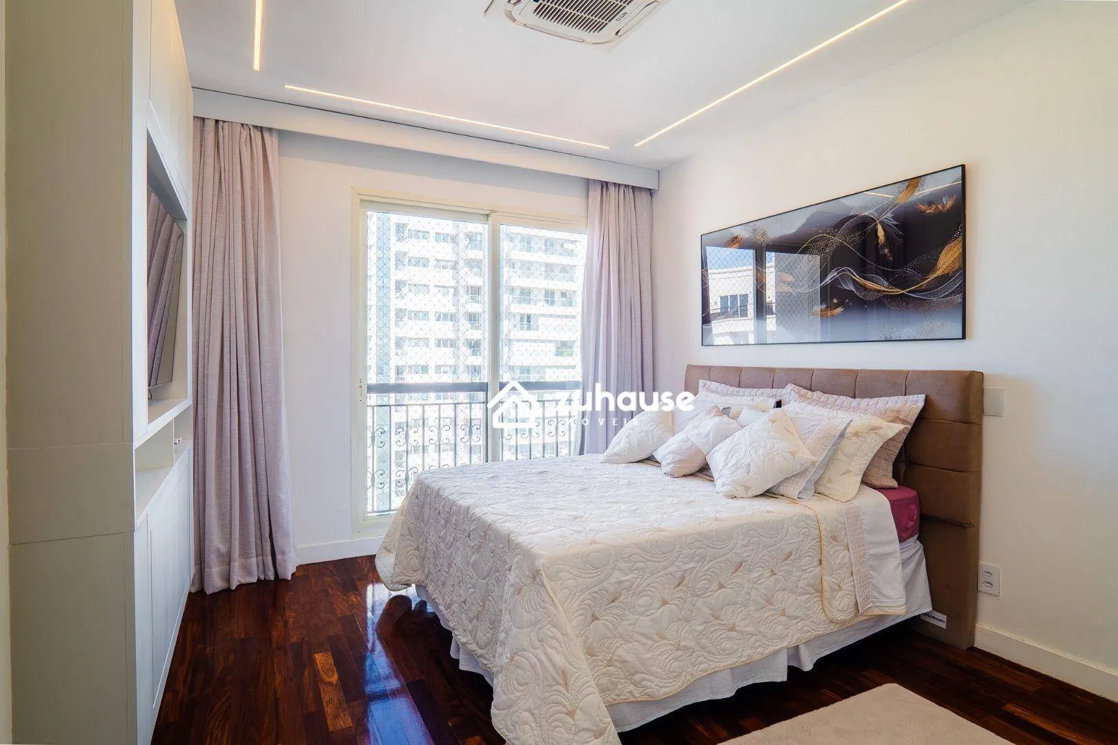 Penthouse with 4 suites and 600 m² in great condition — photo 25