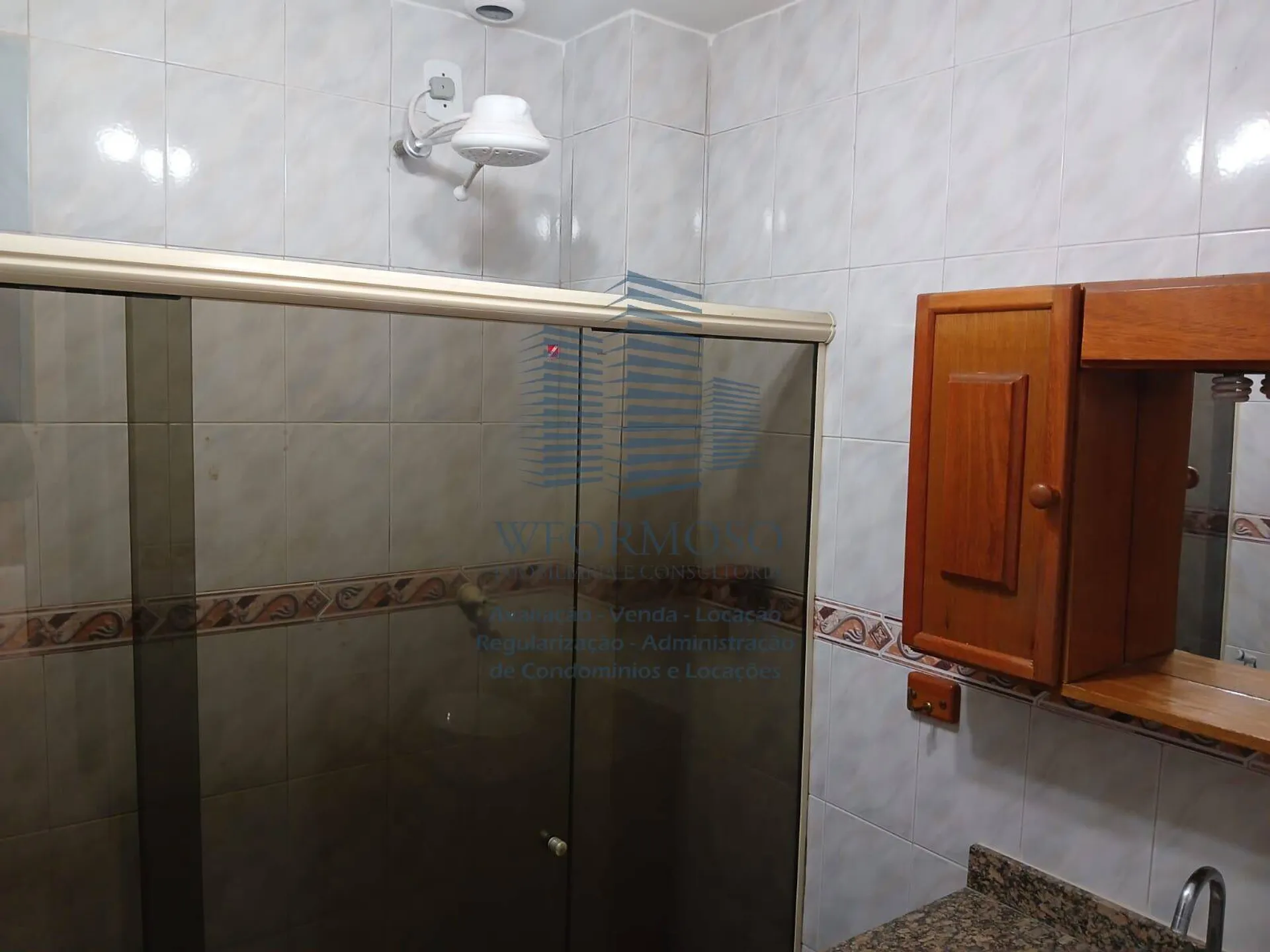 2-bedroom apartment in a building with a gym — photo 11