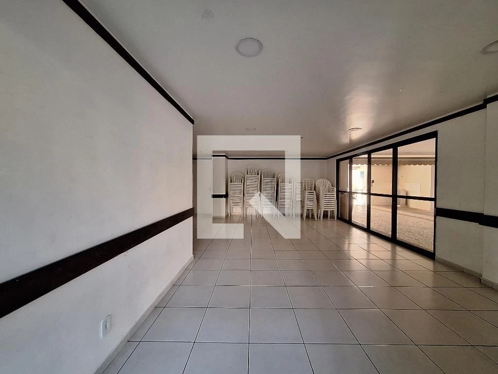 Furnished 3-bedroom apartment with 3 bathrooms — photo 13
