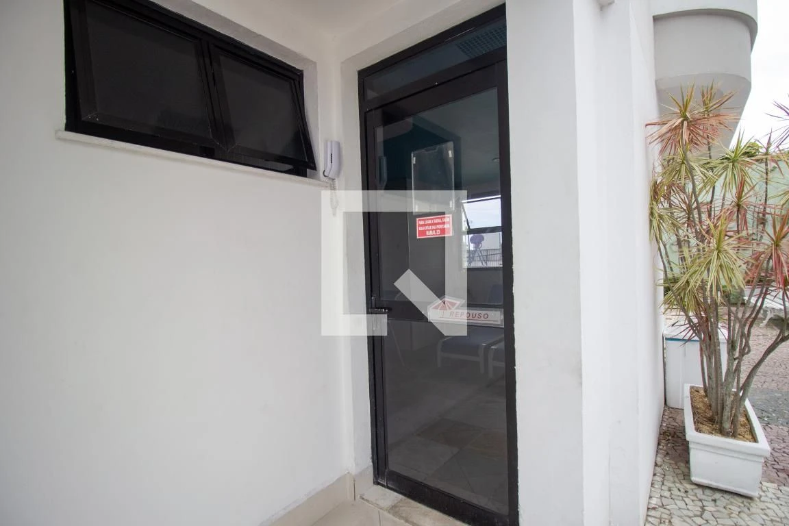 Water view in a 2-bedroom apartment, 75 m² — photo 14