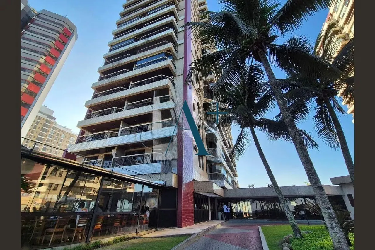 Triplex penthouse with 3 bedrooms and 3 bathrooms — photo 13