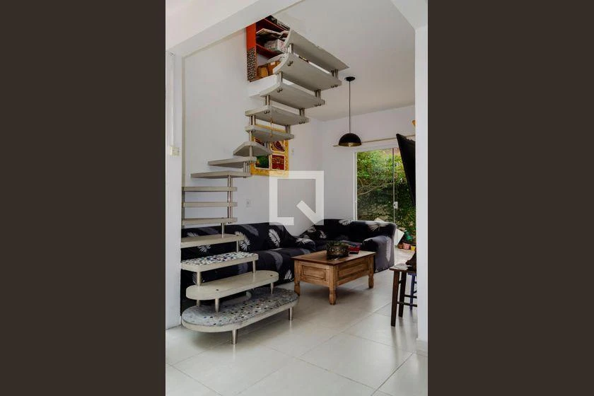 120 m² house with a mountain view and a washing machine — photo 16