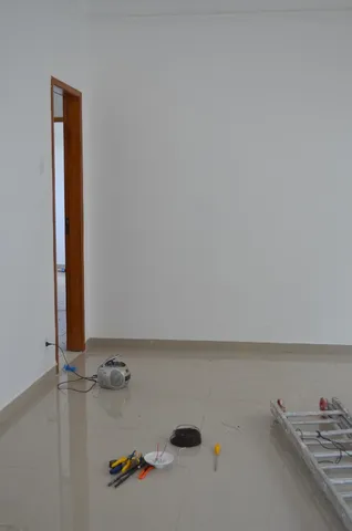 Casa com 5 quartos e 5 banheiros, com 1 vaga