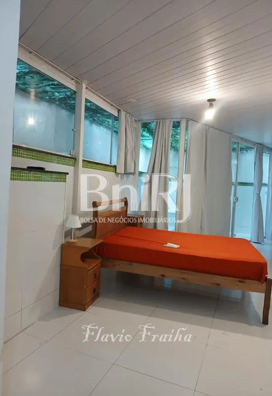 One-bedroom apartment with a home office in Rio de Janeiro — photo 4