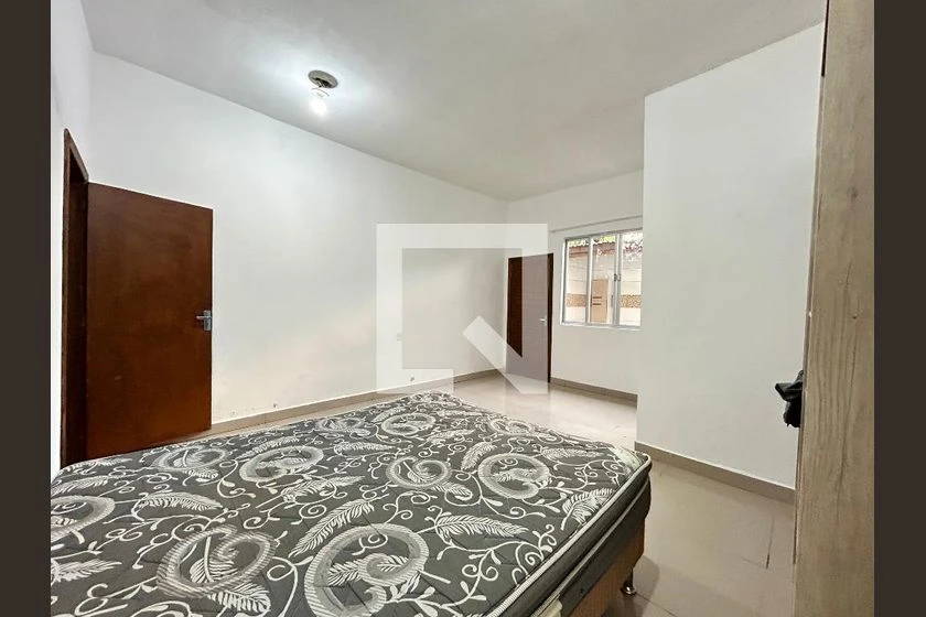 Furnished house with 2 en-suite bedrooms and 3 parking — photo 6