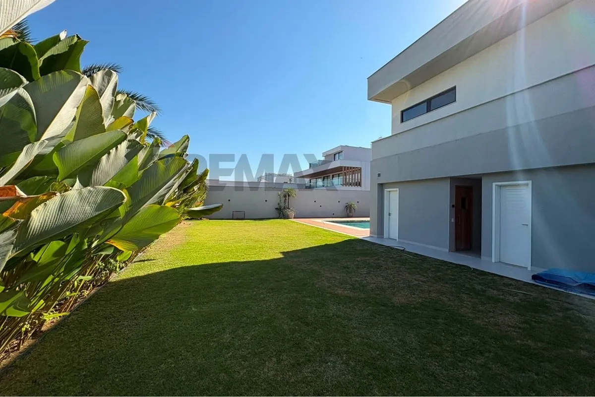 Furnished house with 5 en-suite bedrooms and private BBQ — photo 3