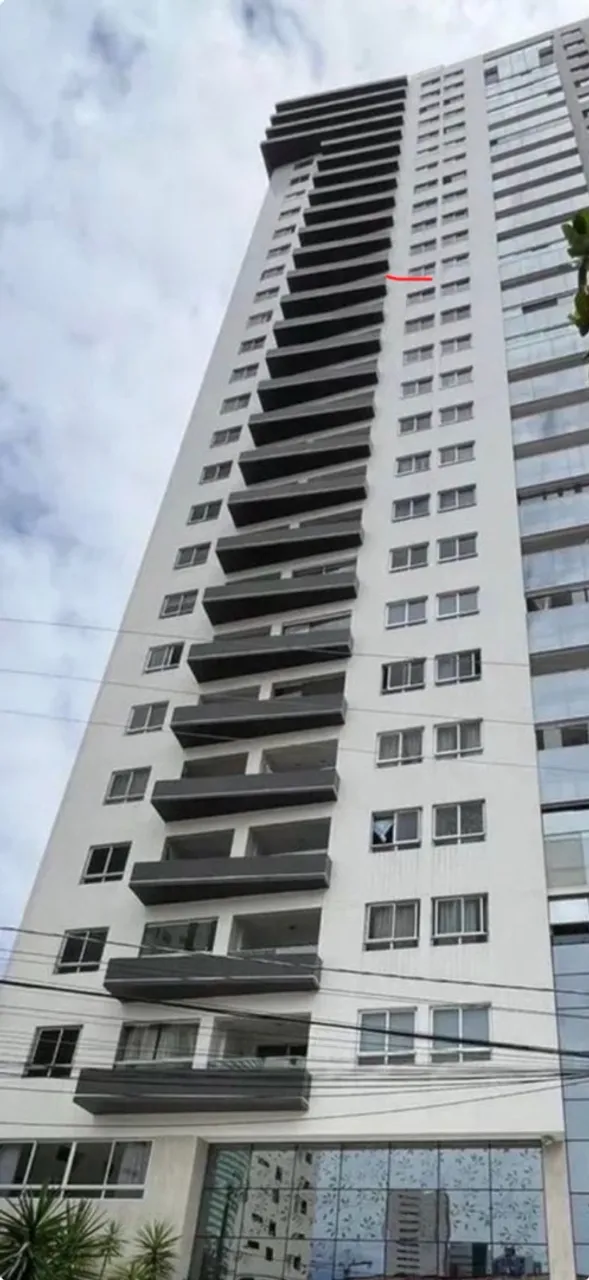 2-bedroom apartment in a building with a gym — photo 13
