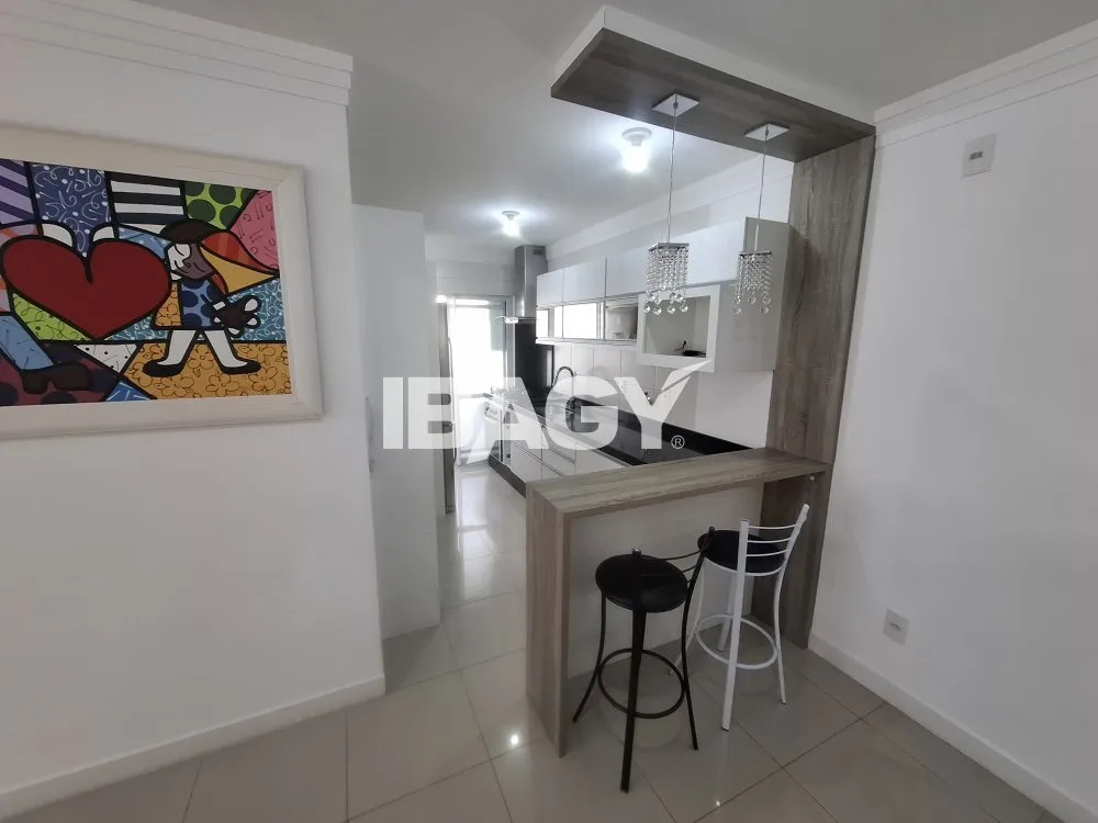 Apartamento mobiliado com 3 dormitórios e sacada envidraçada — photo 22