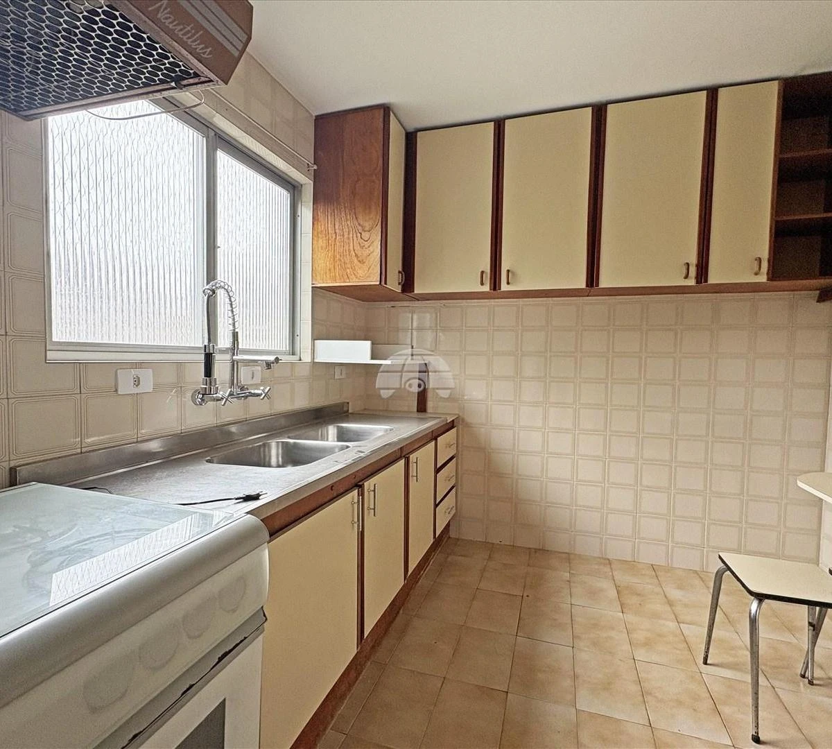 3-bedroom apartment with a home office in Curitiba — photo 9