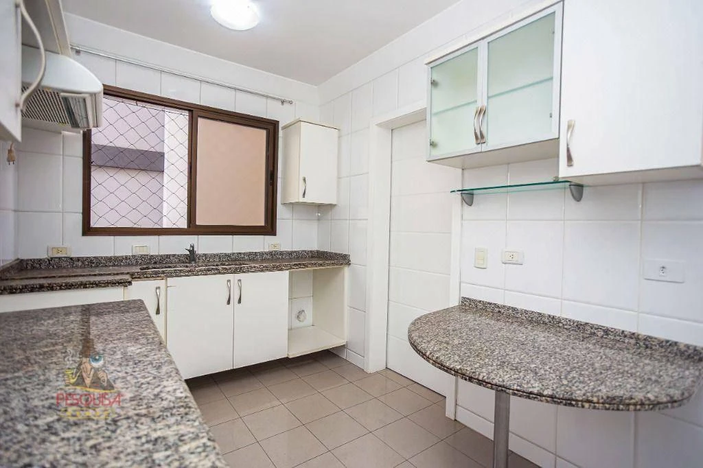 Apartment with 4 bedrooms and 190 m² — photo 8