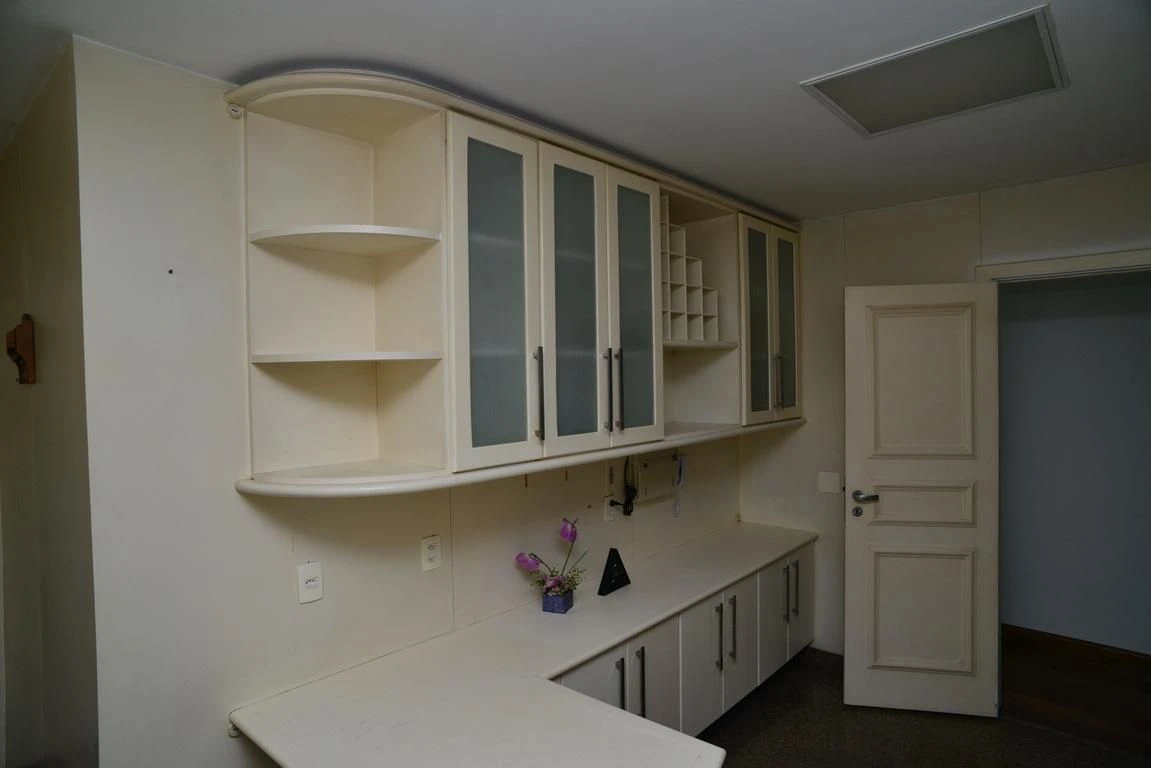 Rentable apartment with 4 bedrooms and a balcony — photo 15