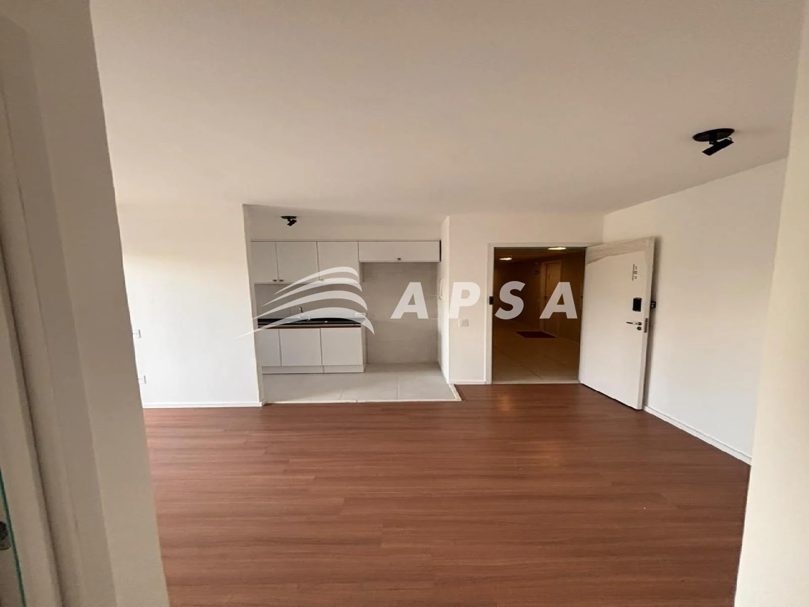 2-bedroom apartment with a private BBQ — photo 5