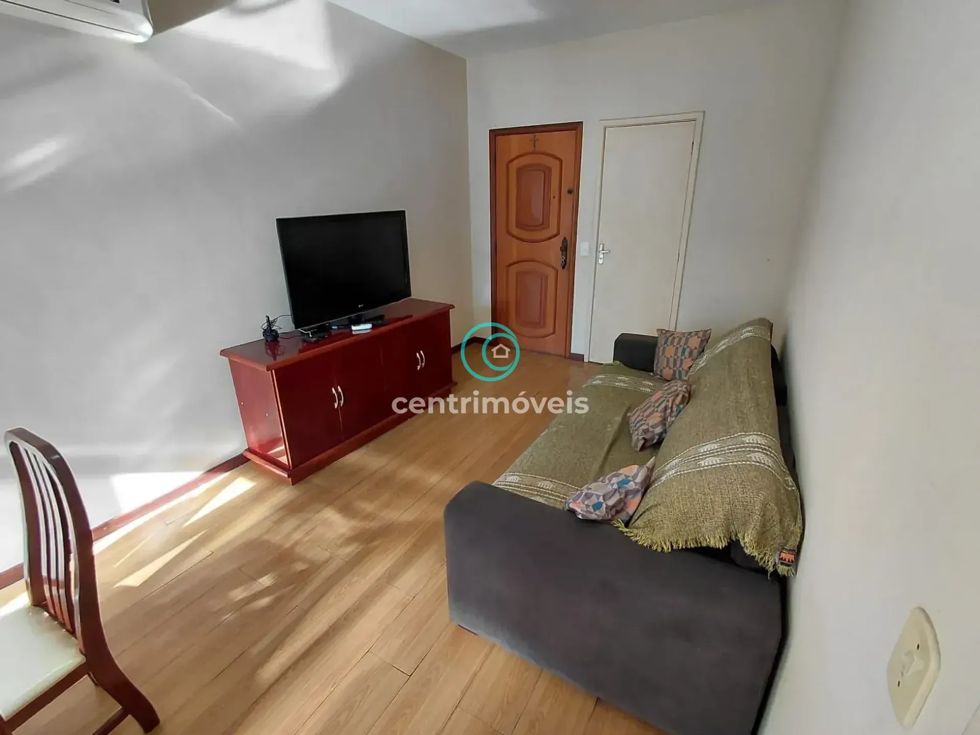 Rental apartment with 2 bedrooms, 2 baths and a balcony — photo 8