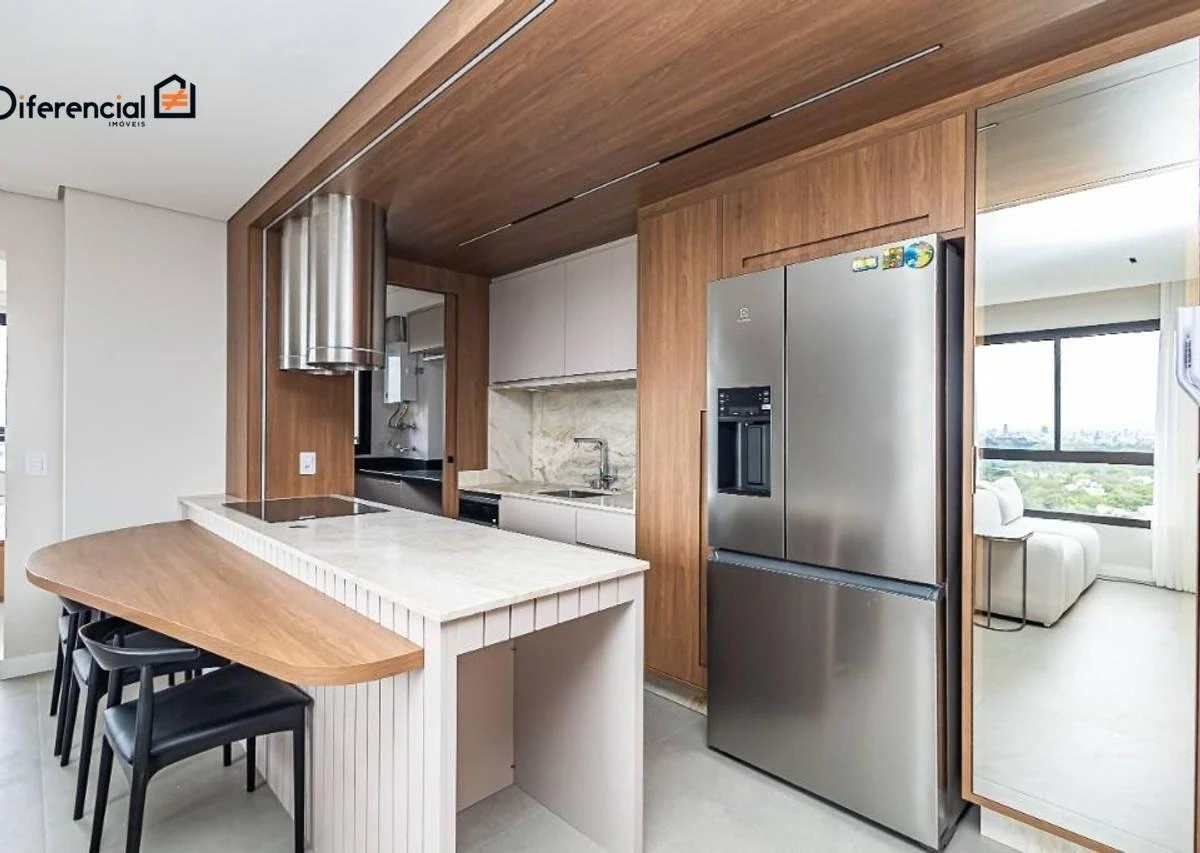 Furnished apartment, 93 m², with floor-to-ceiling windows — photo 2