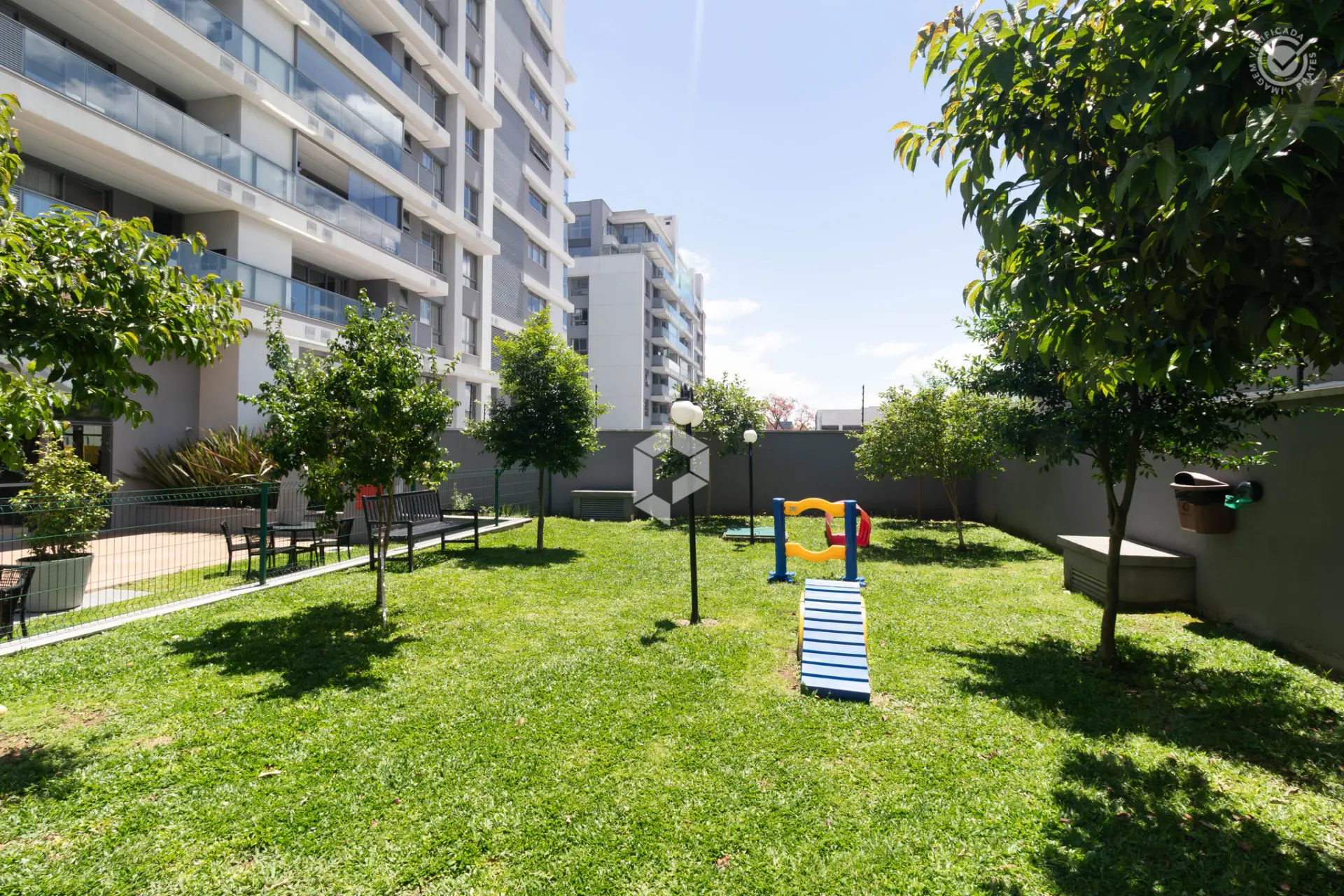 Furnished apartment, 95 m², with a washing machine — photo 14