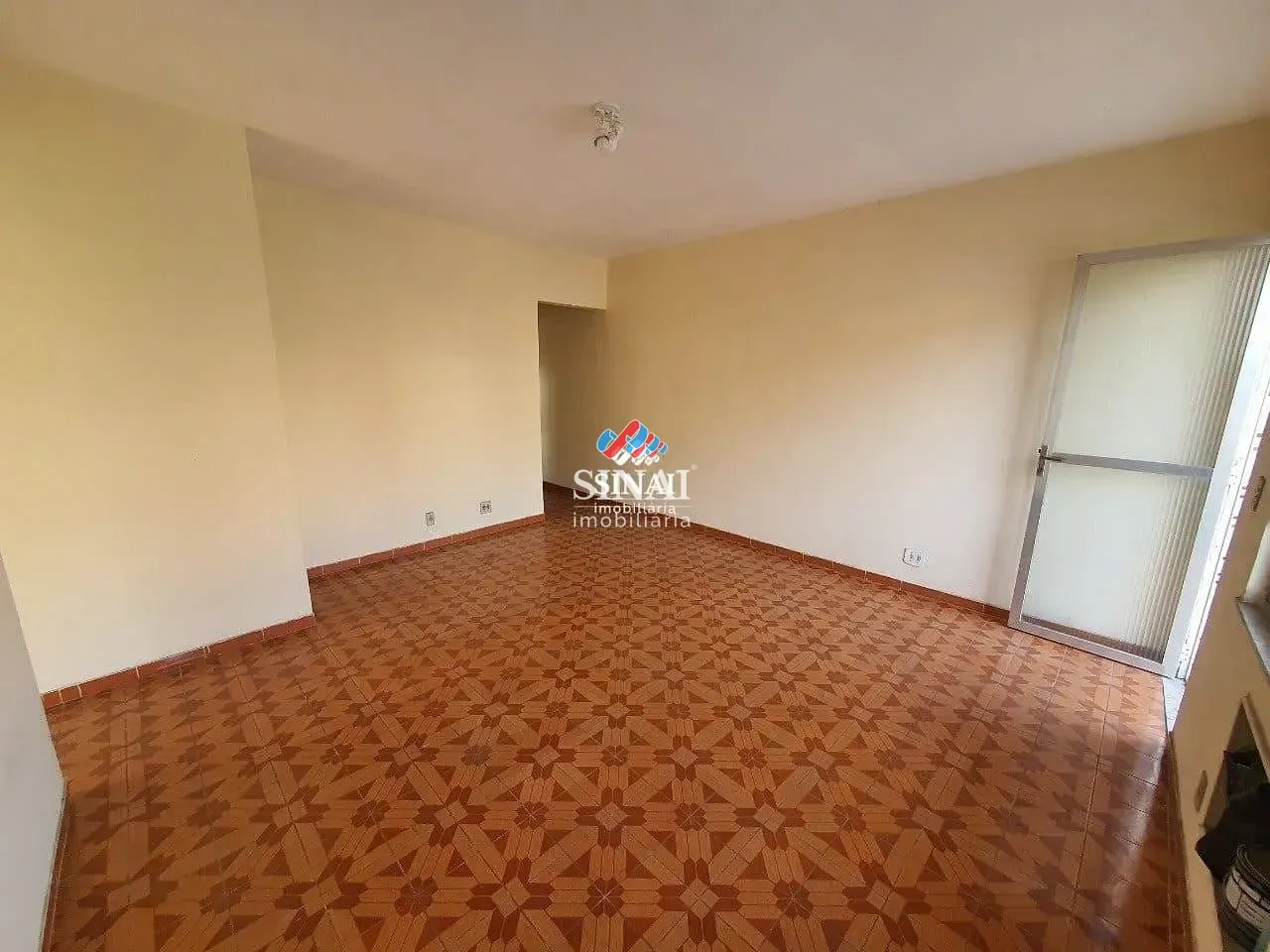 2-bedroom apartment with balcony and parking space — photo 9