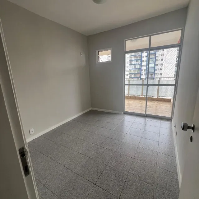 2-bedroom apartment with 2 bathrooms and 1 parking spot — photo 3