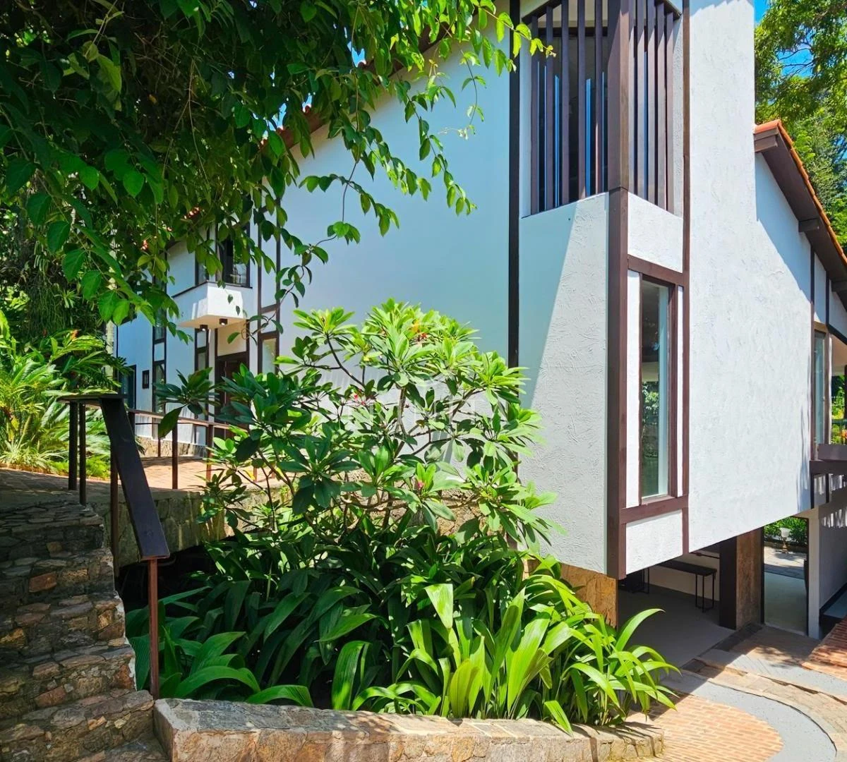 5-bedroom house with a bathtub in Rio de Janeiro — photo 33
