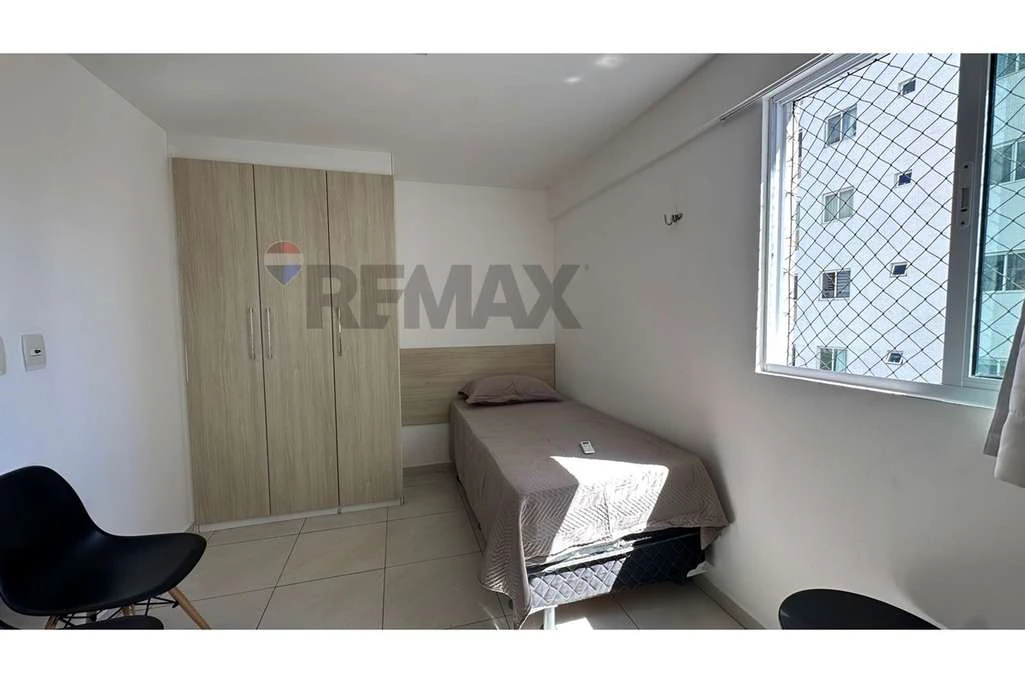 Furnished 2-bedroom apartment with open-plan kitchen — photo 2